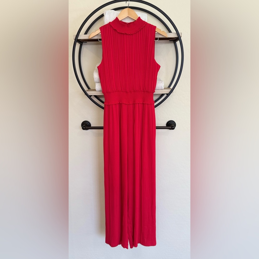 Nanette Lepore Vibrant Red Classic Pleated Sleeveless Jumpsuit Like New Size 8